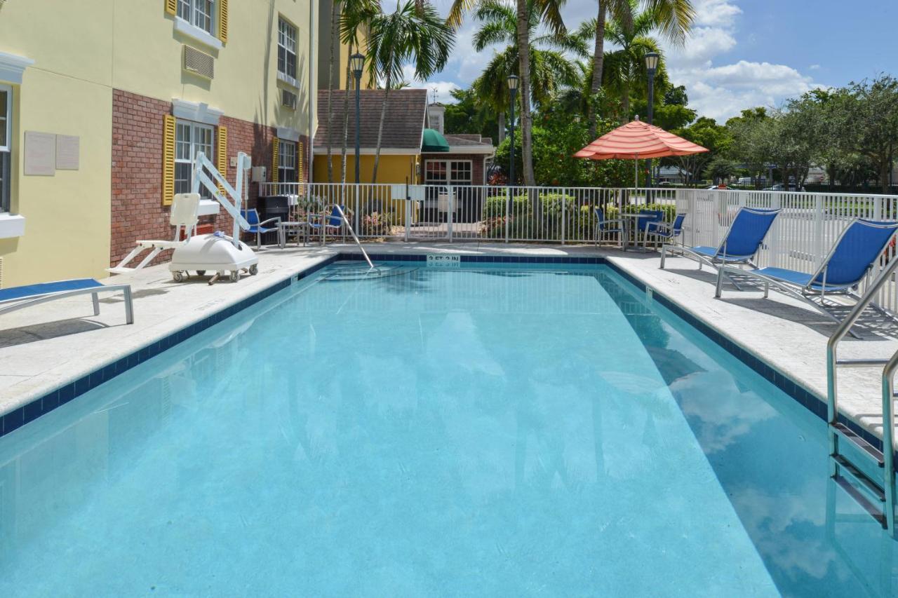Candlewood Suites Miami Lakes By Ihg Luaran gambar